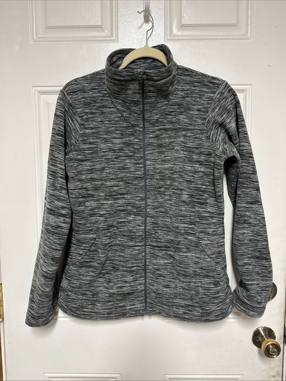 Mountain Hardwear Fleece Jacket Womens Medium Gray Full Zip Hiking Casual Wear